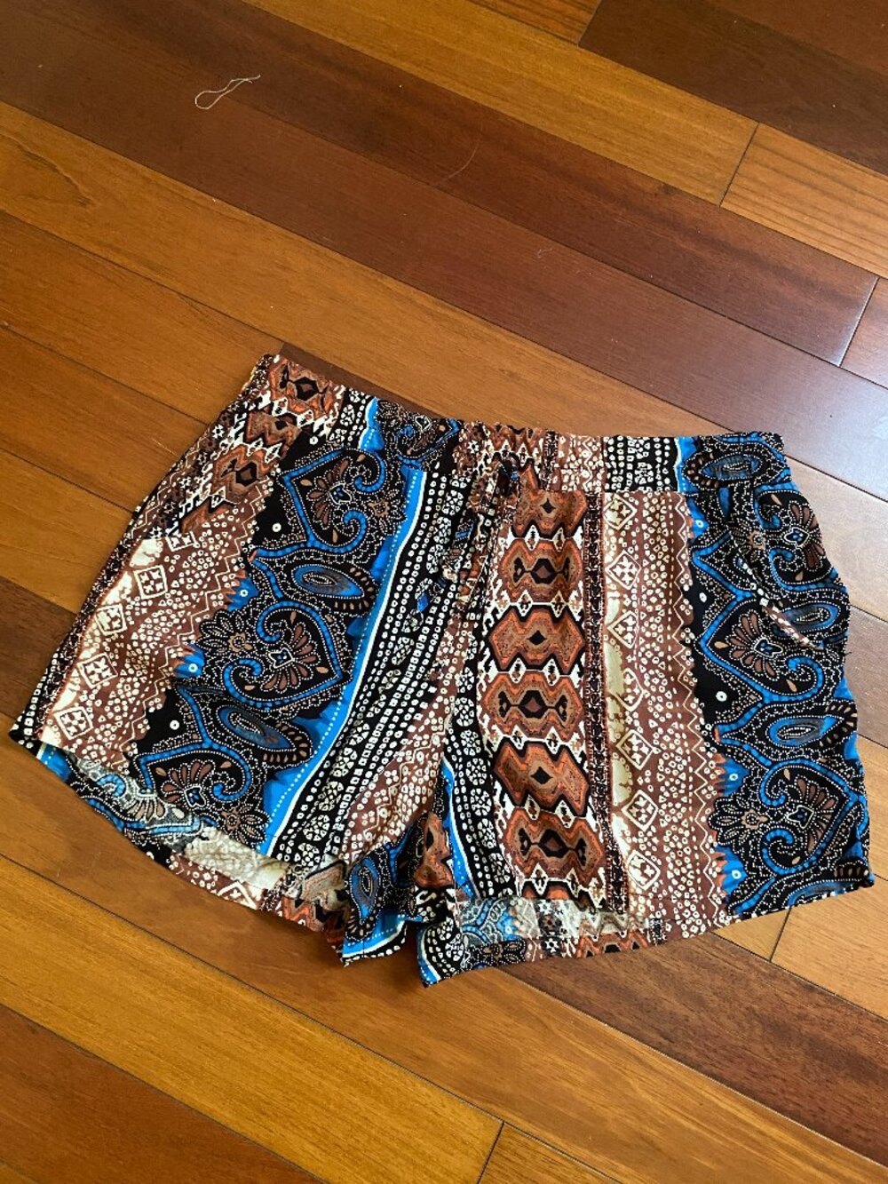 Bebob Boho Fabric Shorts size Large